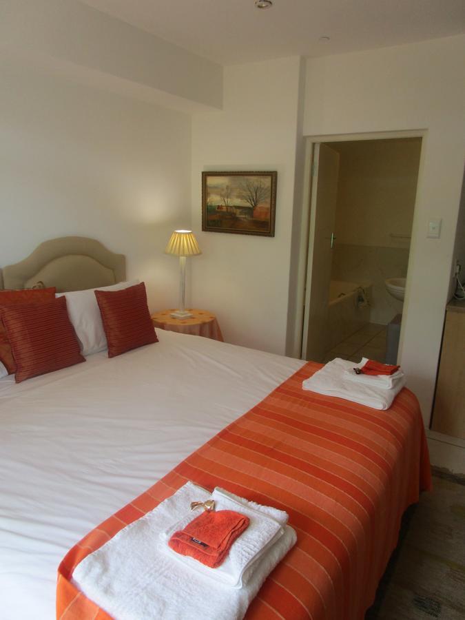 Norfolk Guest House Hermanus Esterno foto